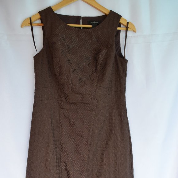 WHBM Espresso Textured Sleeveless A-Line Dress - Picture 3 of 9
